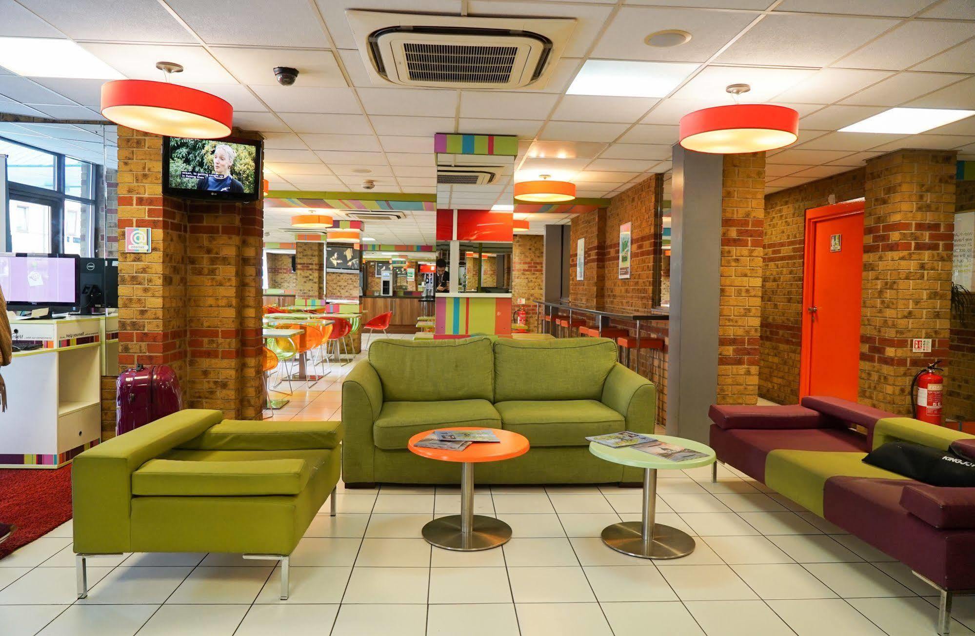 Ibis Styles London Walthamstow Hotel Exterior photo